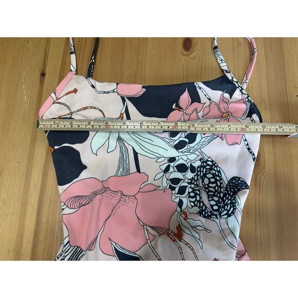 J Crew Floral One Piece Bathing Suit Women 10 Swim Suit Beach Trip Travel Summer - Picture 5 of 10